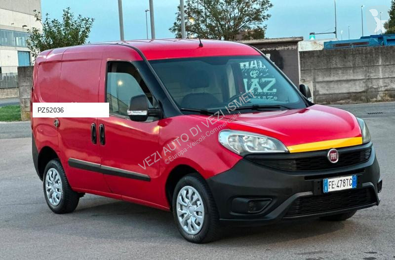 Véhicule utilitaire Fiat doblo