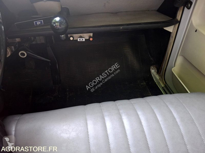 Véhicule utilitaire Citroën DYANE