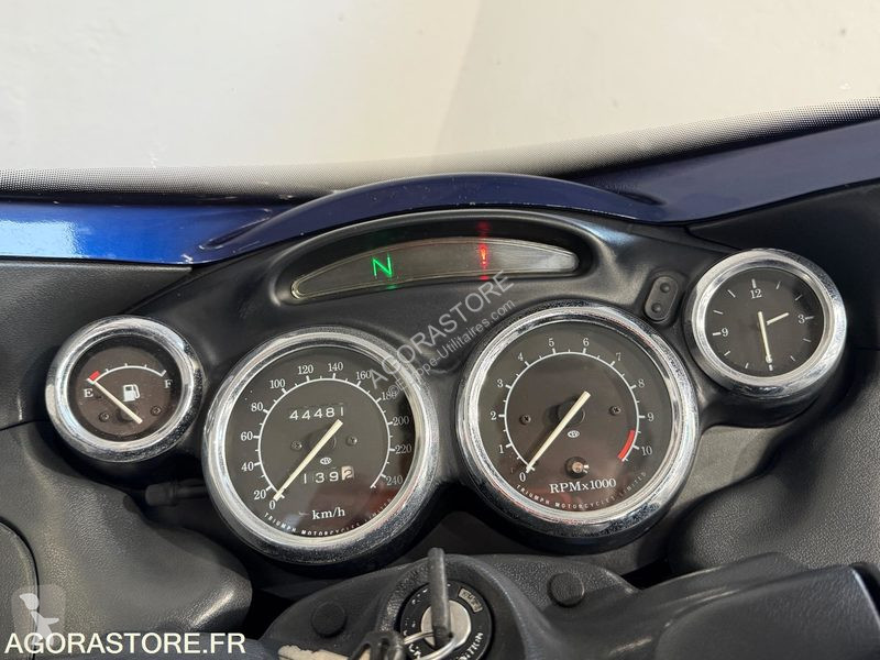 Furgoneta Triumph TROP 900