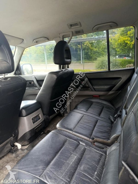 Véhicule utilitaire Mitsubishi PAJERO