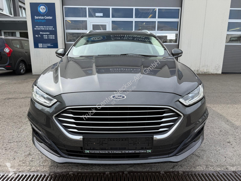 Véhicule utilitaire Ford Turnier Titanium 2.0...