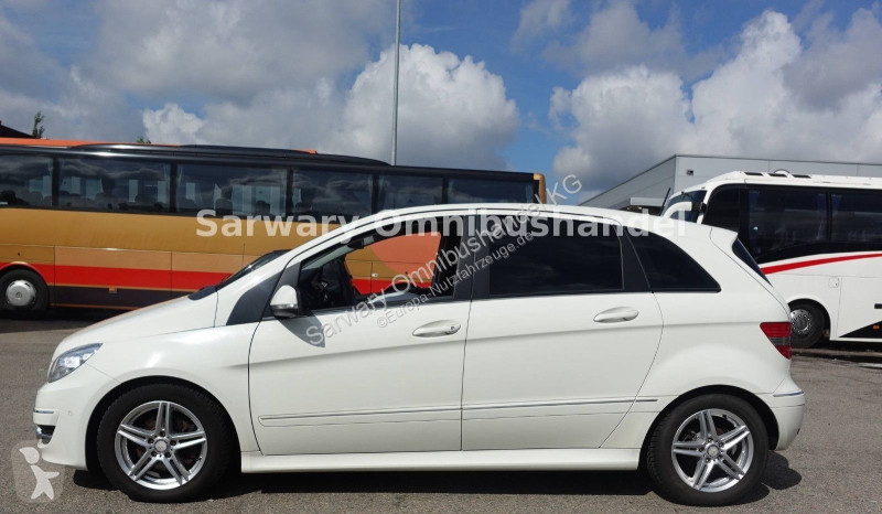Véhicule utilitaire Mercedes B...
