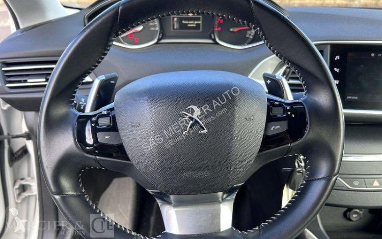 Véhicule utilitaire Peugeot