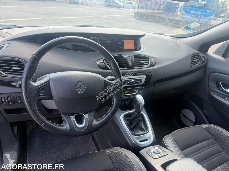 Véhicule utilitaire Renault MEGANE