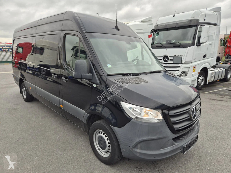 Véhicule utilitaire Mercedes 317 CDI