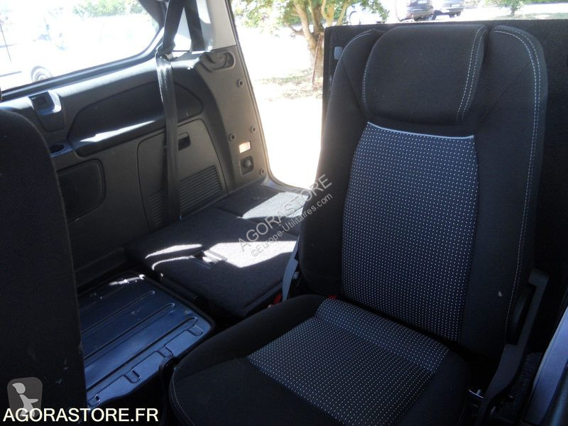 Véhicule utilitaire Ford GALAXY TREND 7 PLACES