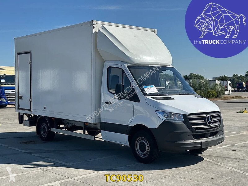 Véhicule utilitaire Mercedes 317 CDI KOFFER MET...