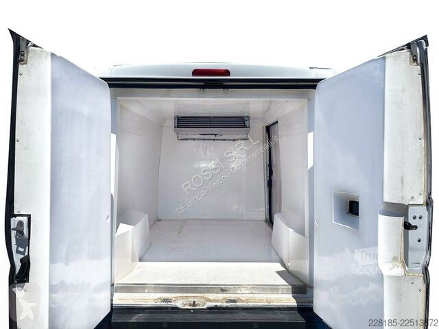 Véhicule utilitaire Fiat VI (V 2011) - 30 MH1...