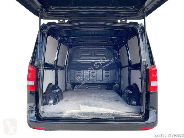 Véhicule utilitaire Mercedes NUOVO VITO - 114...
