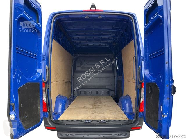 Véhicule utilitaire Mercedes SPRINTER - 311 CDI...