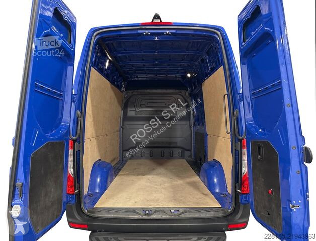 Véhicule utilitaire Mercedes SPRINTER - 311 CDI...