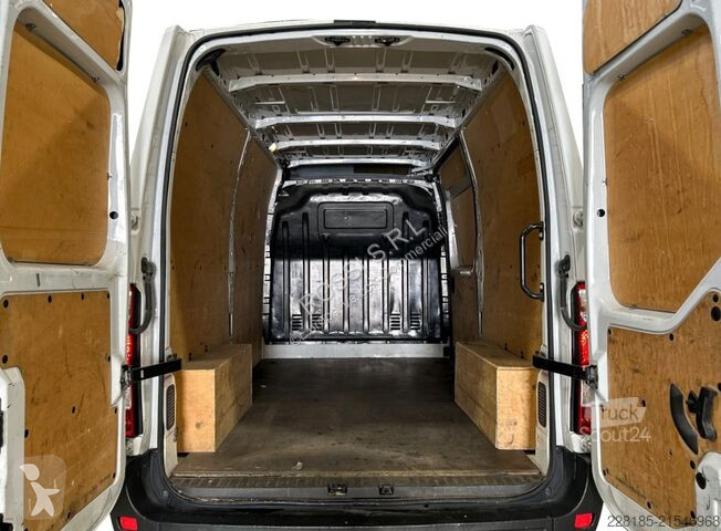 Véhicule utilitaire Renault IV 35 FWD - master...