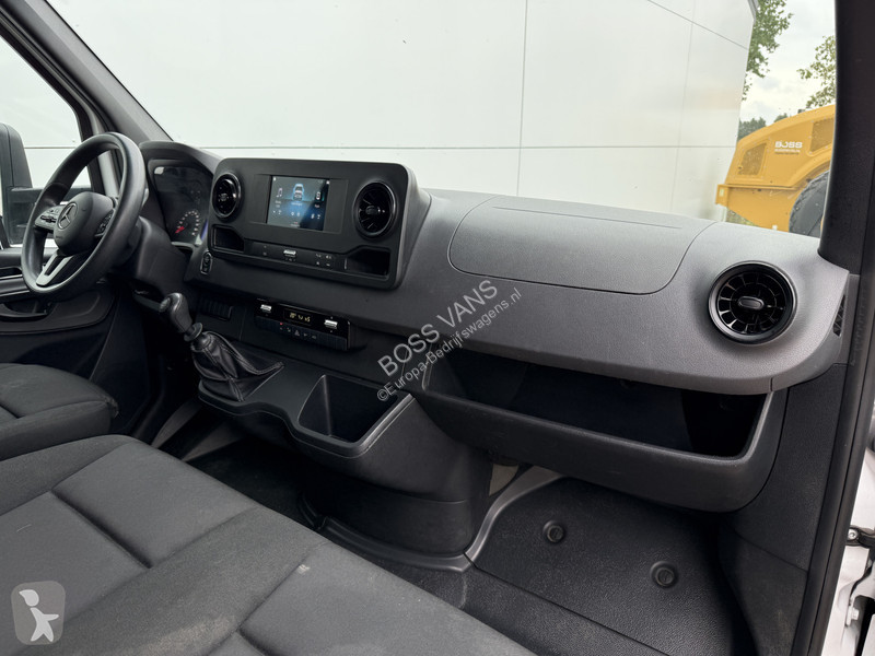 Véhicule utilitaire Mercedes 515 1.9 CDI 150PK...