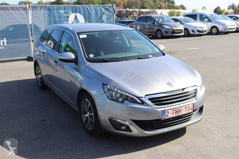 Véhicule utilitaire Peugeot