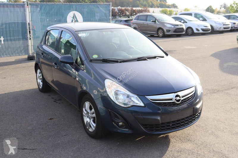 Véhicule utilitaire Opel
