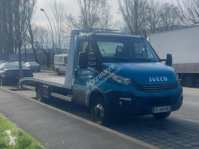 Véhicule utilitaire Iveco Iveco benne
