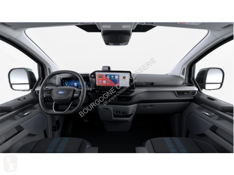 Véhicule utilitaire Ford TRANSIT CUSTOM 2.5...