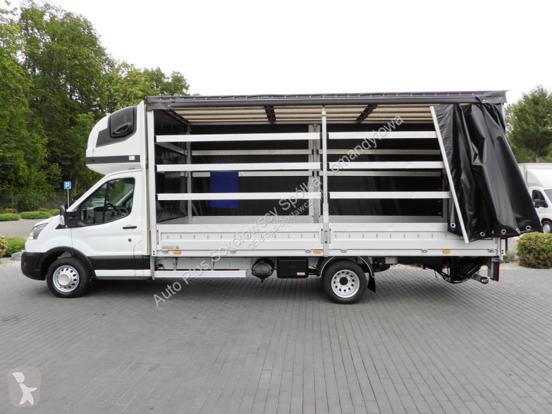 Véhicule utilitaire Ford  TRANSIT