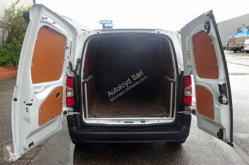 Véhicule utilitaire Peugeot PARTNER 1,5 HDI 100