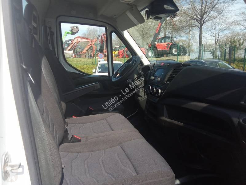 Véhicule utilitaire Iveco