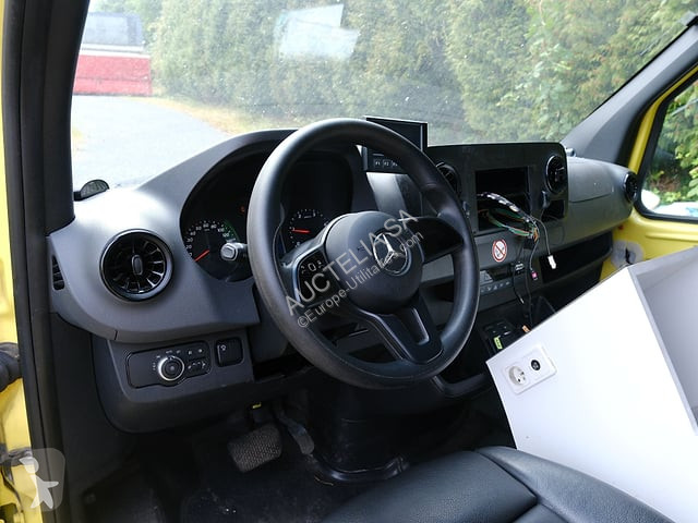 Véhicule utilitaire Mercedes
