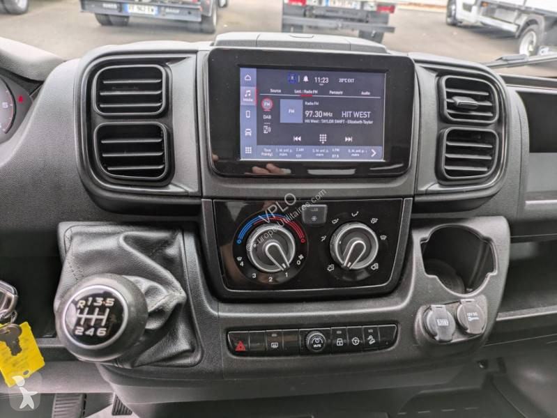 Лекотоварен автомобил Fiat 2.2L 140 CV
