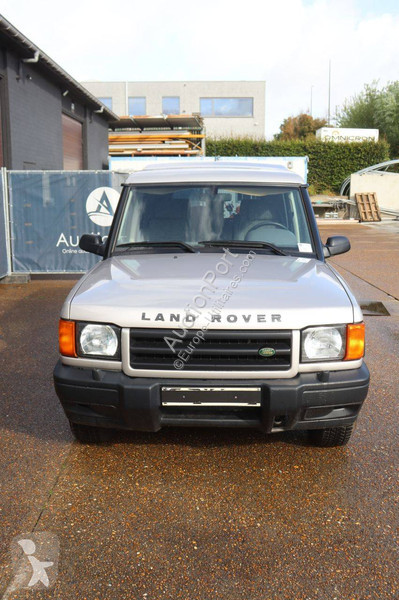 Véhicule utilitaire Land Rover V8