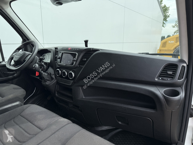 Bedrijfswagen Iveco 35C16 3.0 160PK Bakwagen...
