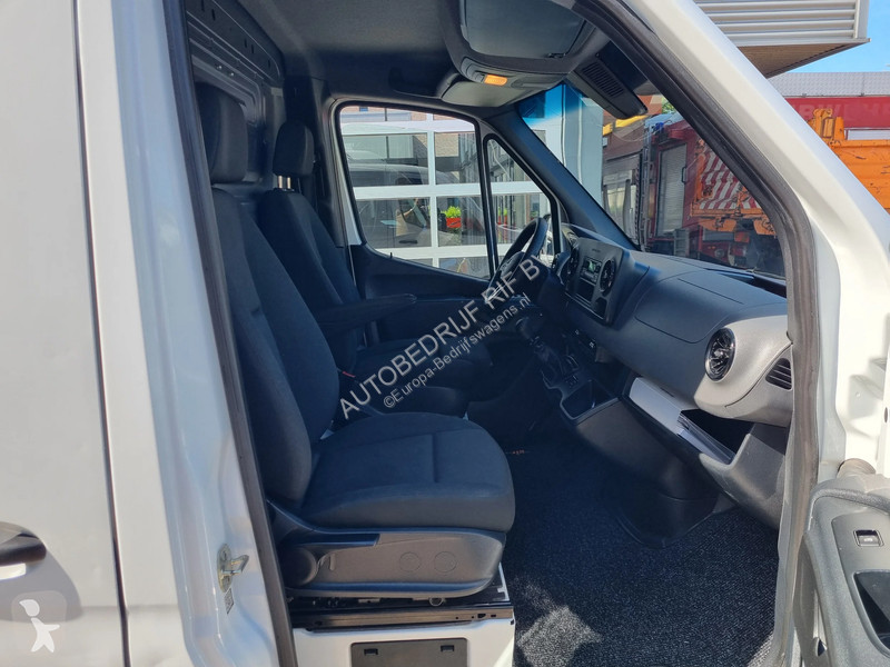 Véhicule utilitaire Mercedes 314 CDI L2H1/...