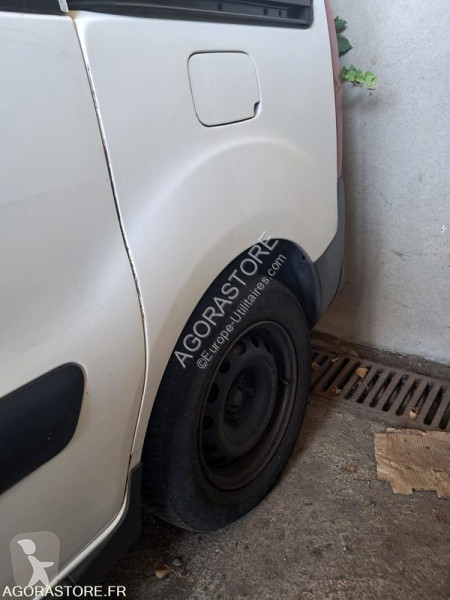 Véhicule utilitaire Citroën BERLINGO