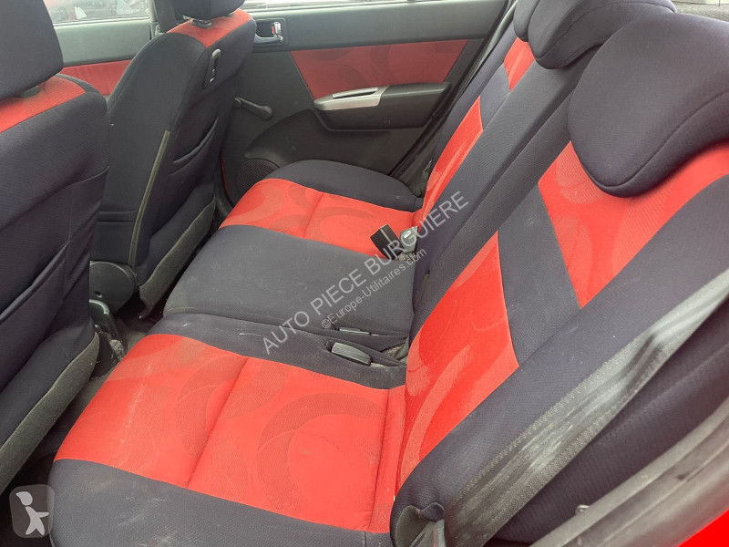 Bedrijfswagen Hyundai 1.1L 65 / FQ091
