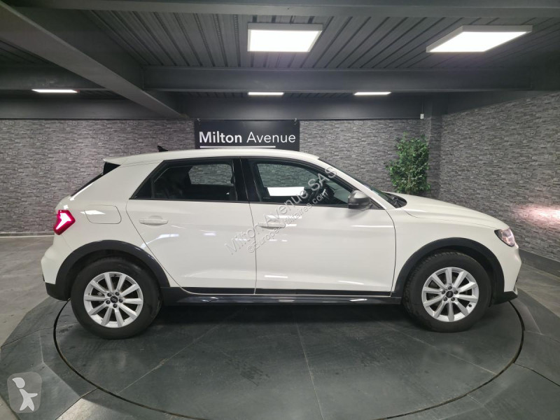 Véhicule utilitaire Audi Allstreet 1.0 30 TFSI...