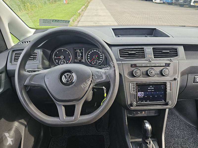 Комерційні автомобілі Volkswagen 2.0 ac...