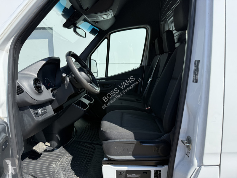 Véhicule utilitaire Mercedes 312 55kWh L2H2...