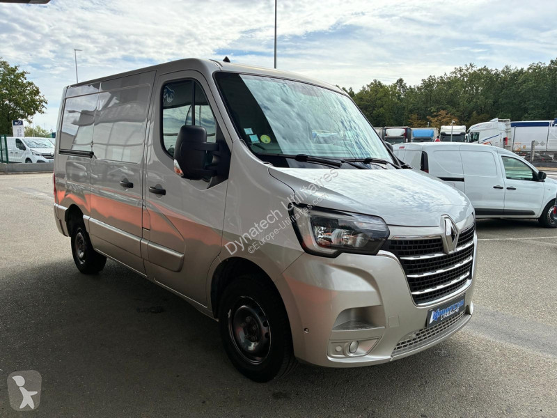 Véhicule utilitaire Renault GRAND CONFORT