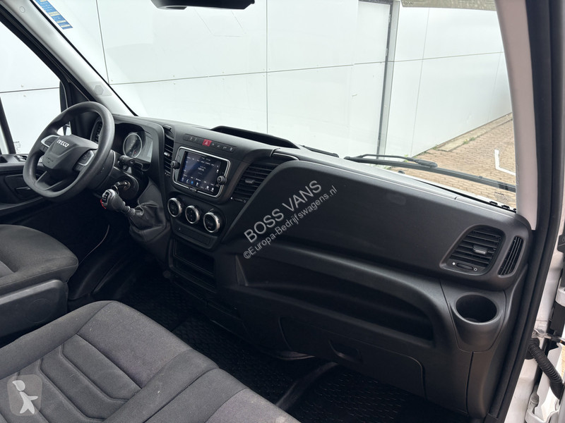 Bedrijfswagen Iveco 35C16 3.0 160PK Bakwagen...