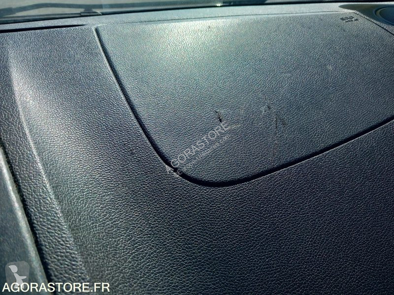 Véhicule utilitaire Renault CLIO