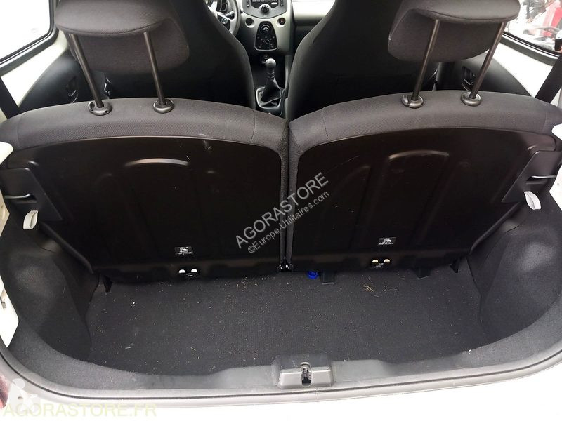 Véhicule utilitaire Peugeot 108
