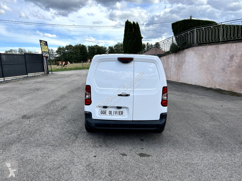 Furgoneta Peugeot Standard 650KG 1.5 Bluehdi...
