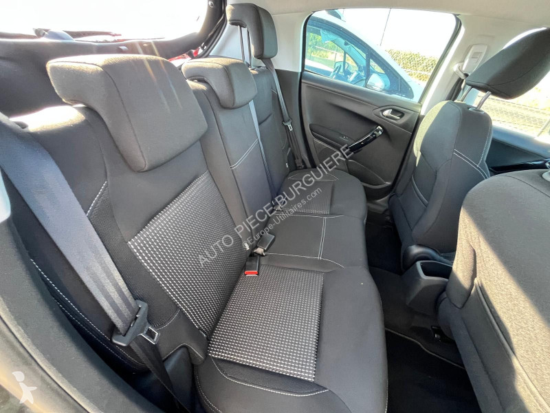 Bedrijfswagen Peugeot 1.2i PureTech 110 Allure...