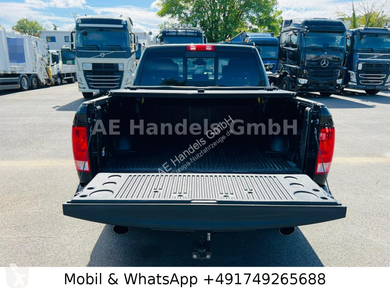 Комерційні автомобілі Dodge RAM 1500 Classic...