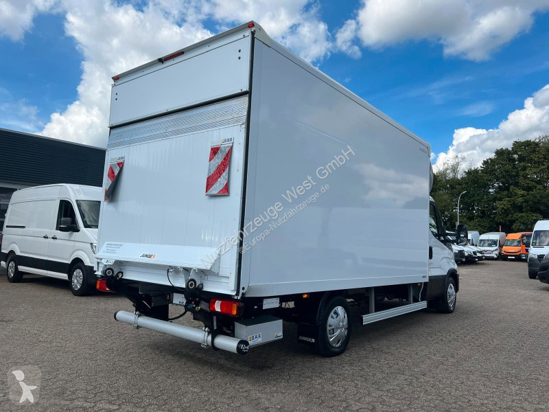 Bedrijfswagen Iveco 36-160...