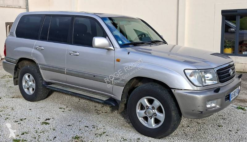 Véhicule utilitaire Toyota