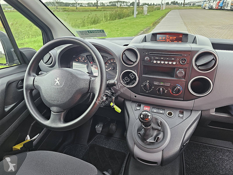 Лекотоварен автомобил Peugeot 1.6 MARGE L1...