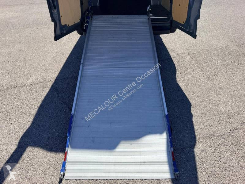 Véhicule utilitaire Iveco