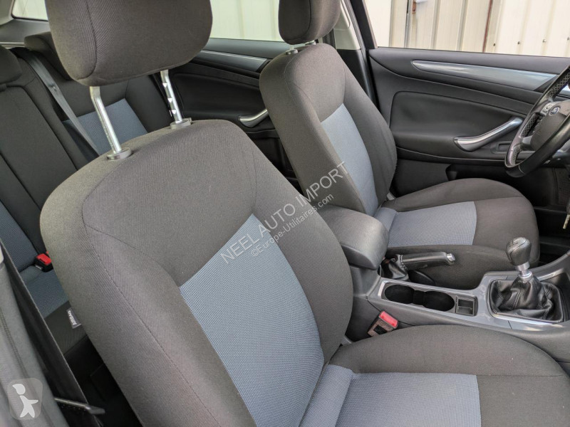 Véhicule utilitaire Ford Mondéo SW 1.5 TDCI...