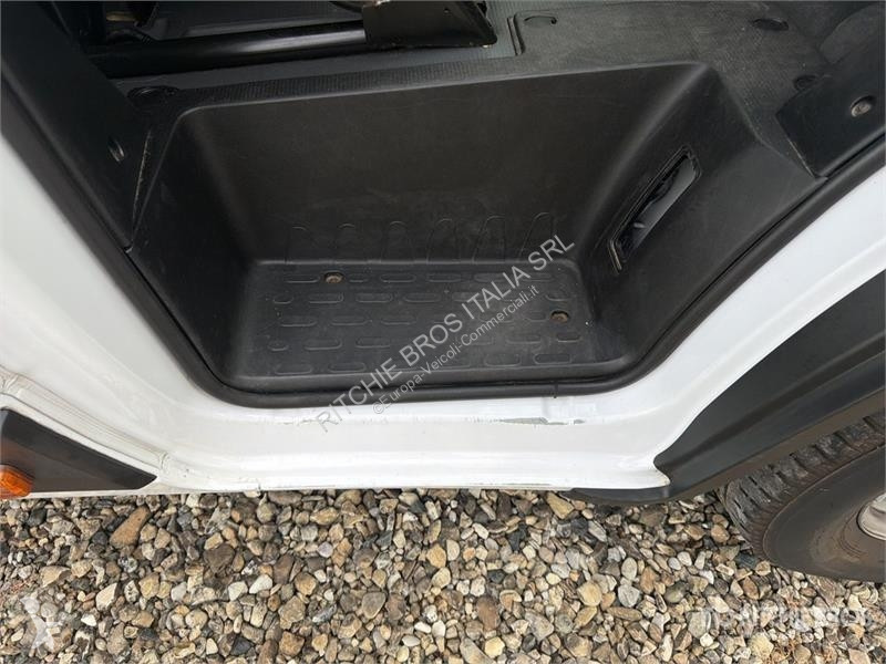 Véhicule utilitaire Opel 2.2