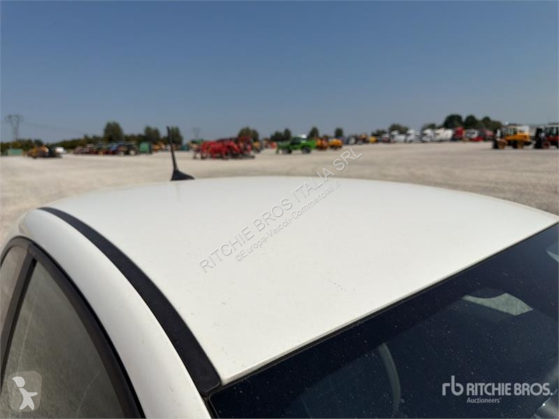 Комерційні автомобілі Fiat 500