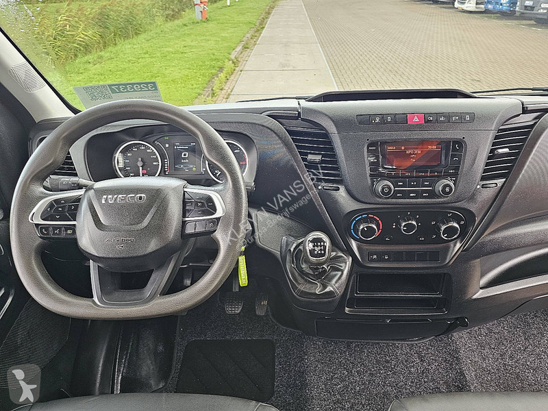 Лекотоварен автомобил Iveco 35C12 Kipper Kist...