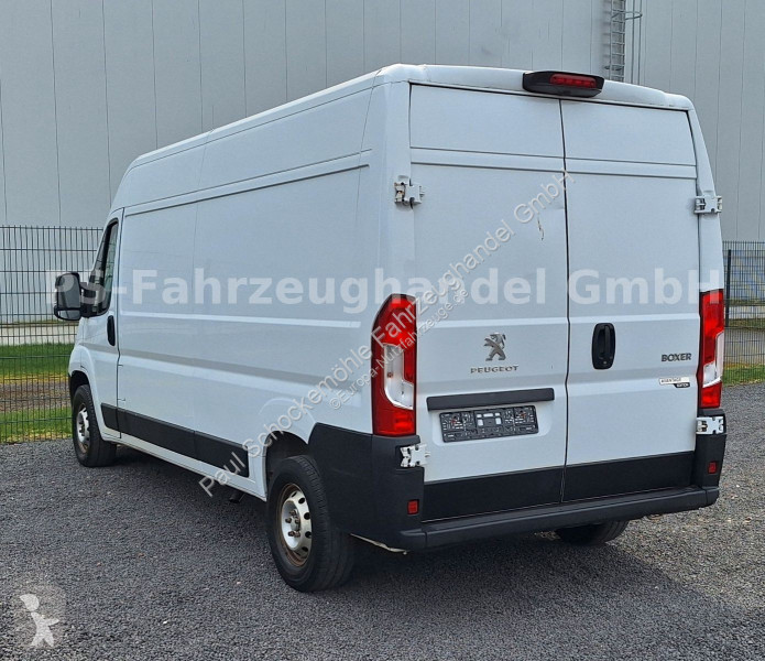 Véhicule utilitaire Peugeot Kasten Hoch*335...